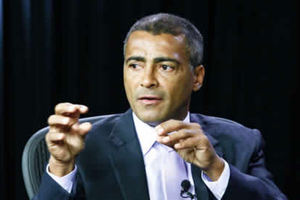 Romario psovao, pa poručio Anćelotiju da se odmah vrati u Italiju