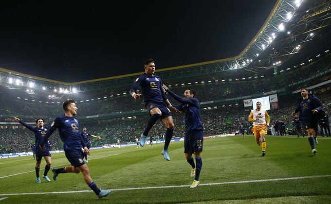 Sporting pao za pet minuta, Grujićev Porto korak bliže finalu Kupa