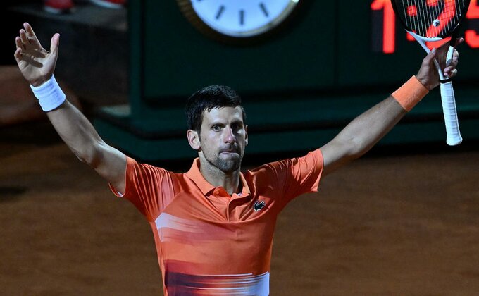 Još sjajnih vesti iz Italije, Novak u finalu!